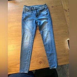 American Eagle EUC size 2 (super super stretch X)